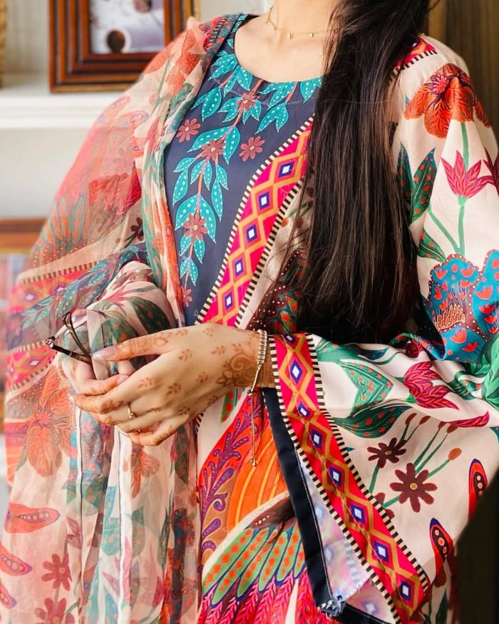Peacock Pakistani inspired 3pcs - Image 8