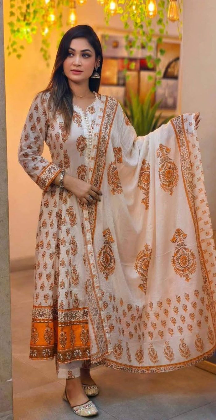 Cotton Gown Three Piece - Image 8