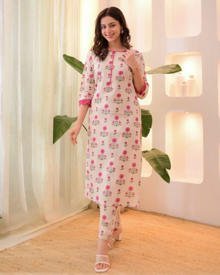 Bagru Floral Block Printed Suit - Image 11