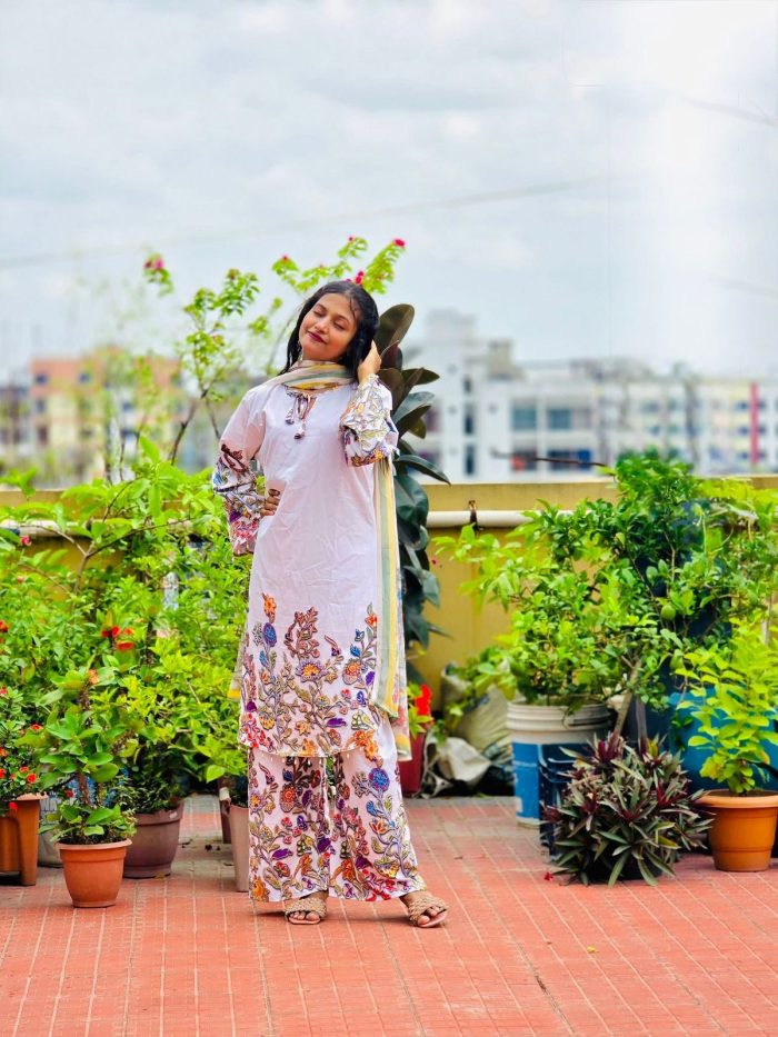 LUXURY PAKISTANI INSPIRED 3 PIECE - Image 2