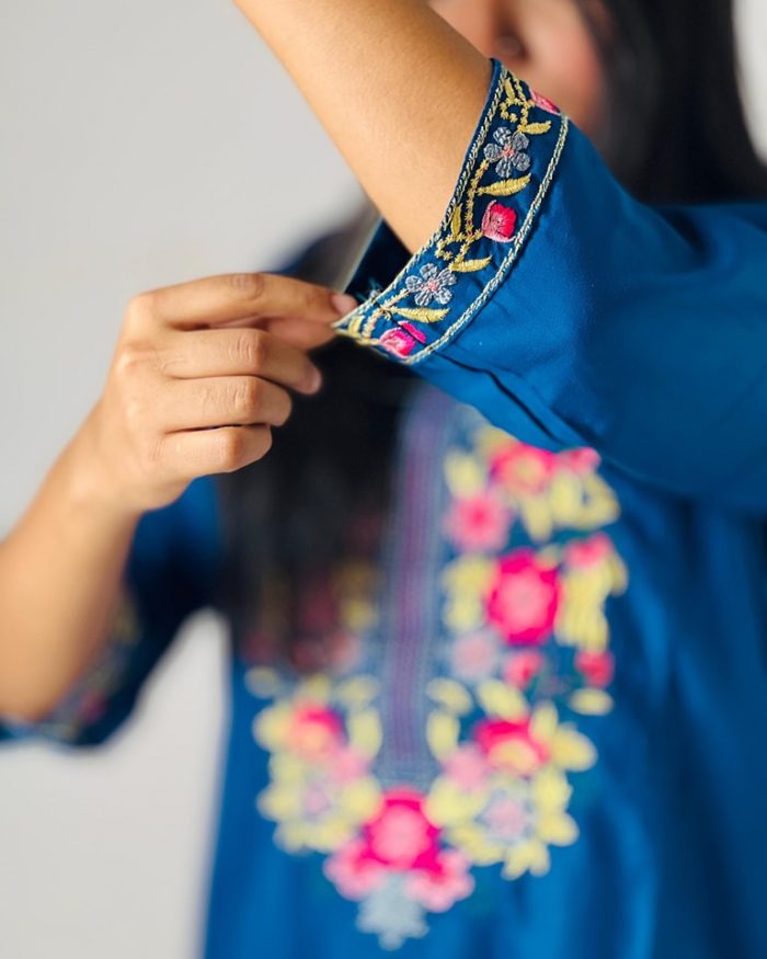 Cotton Embroidery 3 Piece - Image 7