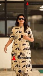 White Kurta With Black Floral Print - Image 4